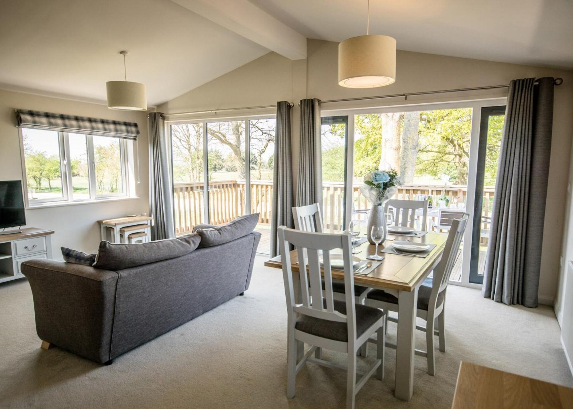 Hawthorn Glen Lodges Downham Market Luaran gambar